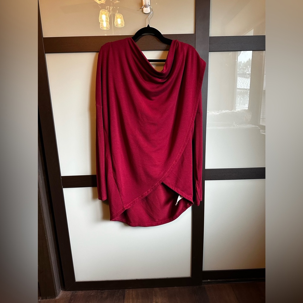 Athleta Purana wrap hooded sweatshirt, deep red size M.